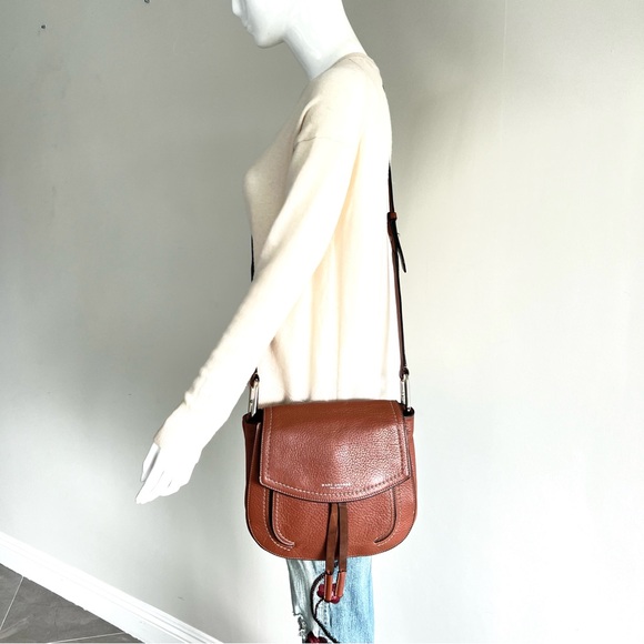 ♦️SOLD♦️MARC JACOBS Maverick Pebble Leather Flap w Suede Ties Saddle Shoulder - Picture 5 of 16